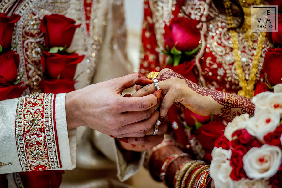Marriott-at-Glenpointe-Indian-wedding46