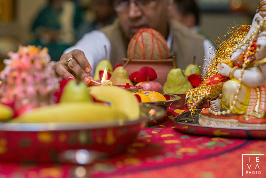 indian-wedding-prayer-nj17