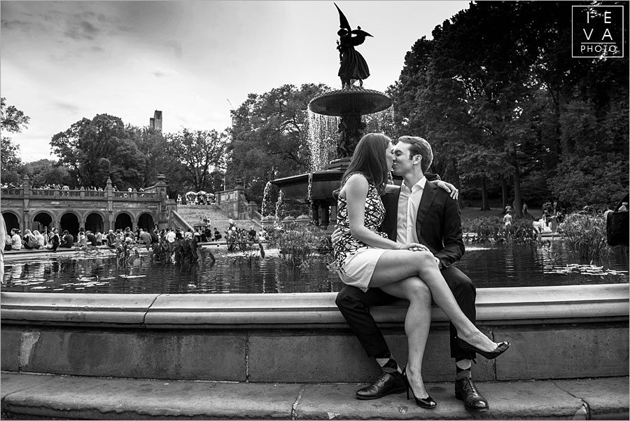 Central-Park-Engagement-Photo07