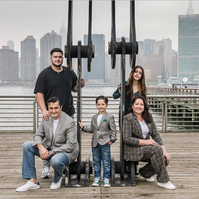 Fall Family Session || Gantry Plaza State Park, LIC