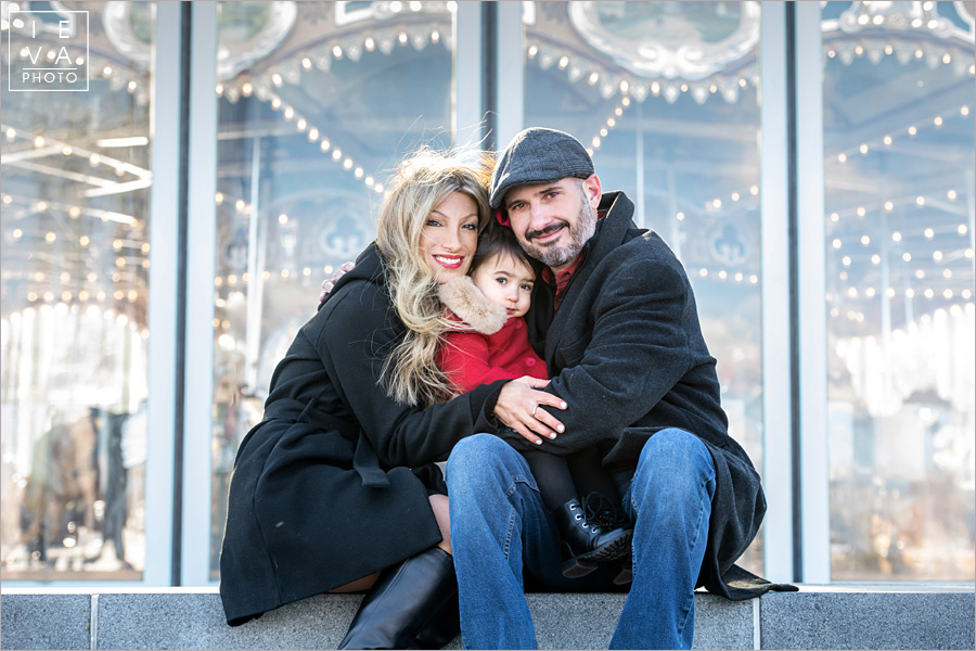holiday-family-session-janes-carousel02
