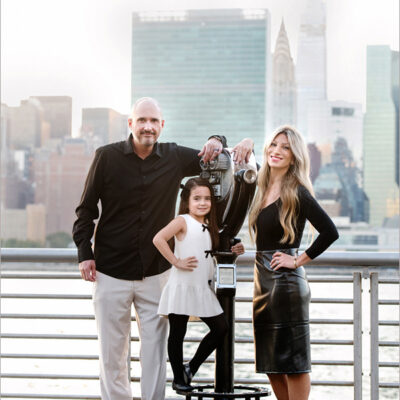Family Photo Session || LIC, Gantry Plaza Park